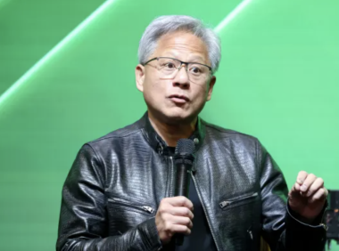 英伟达最新财报公布！数据中心芯片需求激增，营收增长122%